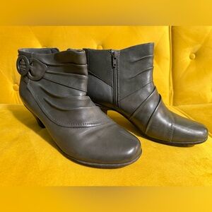 Rockport Cobb Hill Women's Sabrina Boot , Gray 10 wide